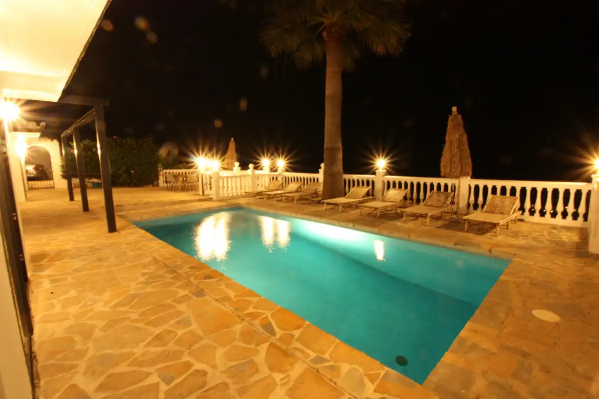 Piscina de Casa o chalet en venta en Benalmádena con Aire acondicionado, Calefacción y Jardín privado