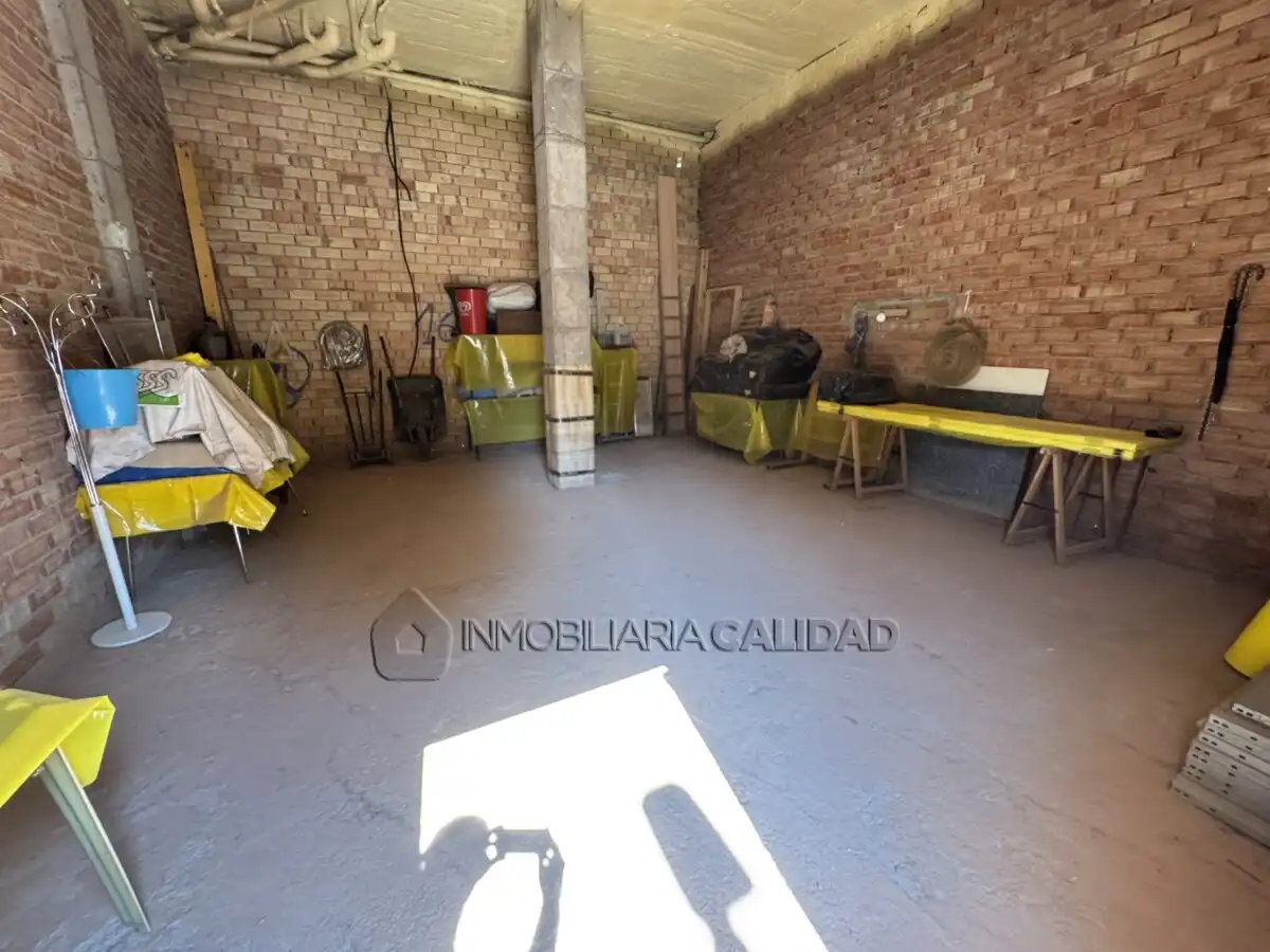 Local en venta en Burgos con Calefacción