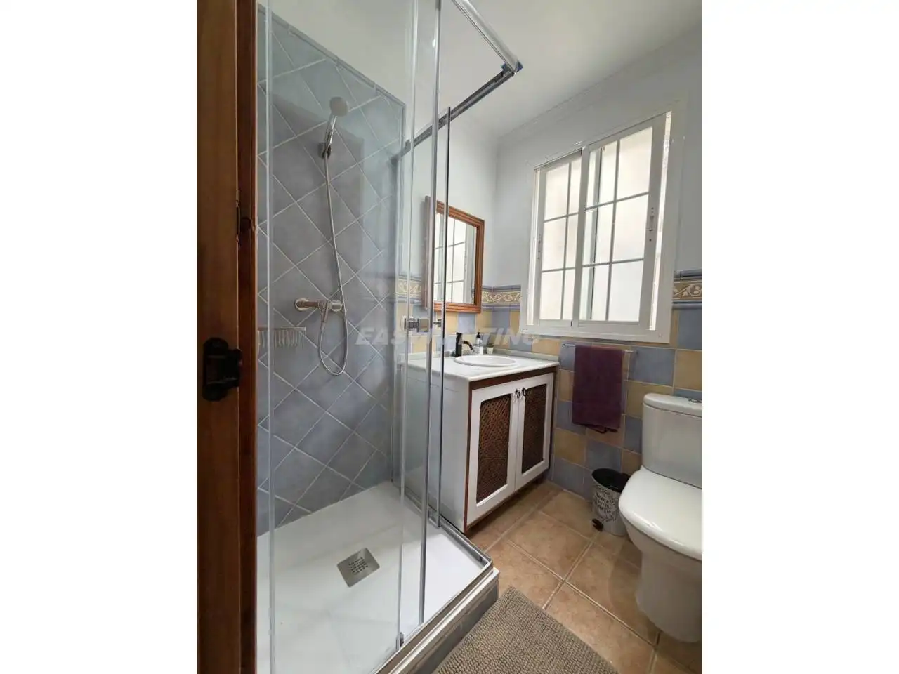 Bathroom of Flat for rent in La Línea de la Concepción  with Air Conditioner and Furnished