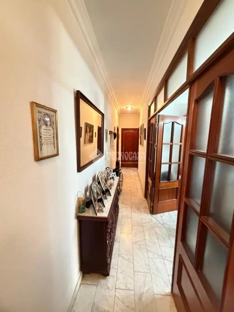 Piso en venta en Sevilla con Balcón