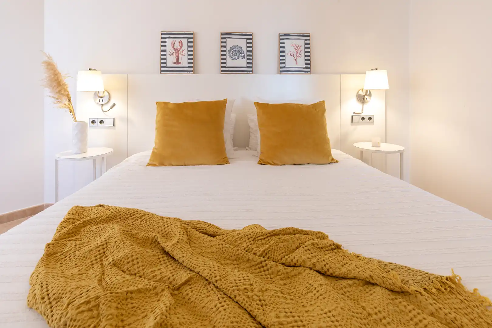 Bedroom of Apartments for rent in Islantilla  with Air Conditioner, Heating and Terrace
