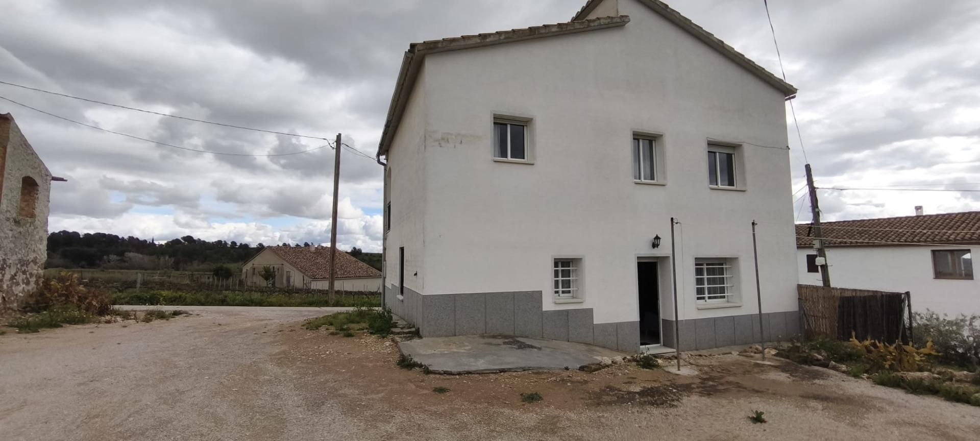 House or chalet to rent in Font-rubí