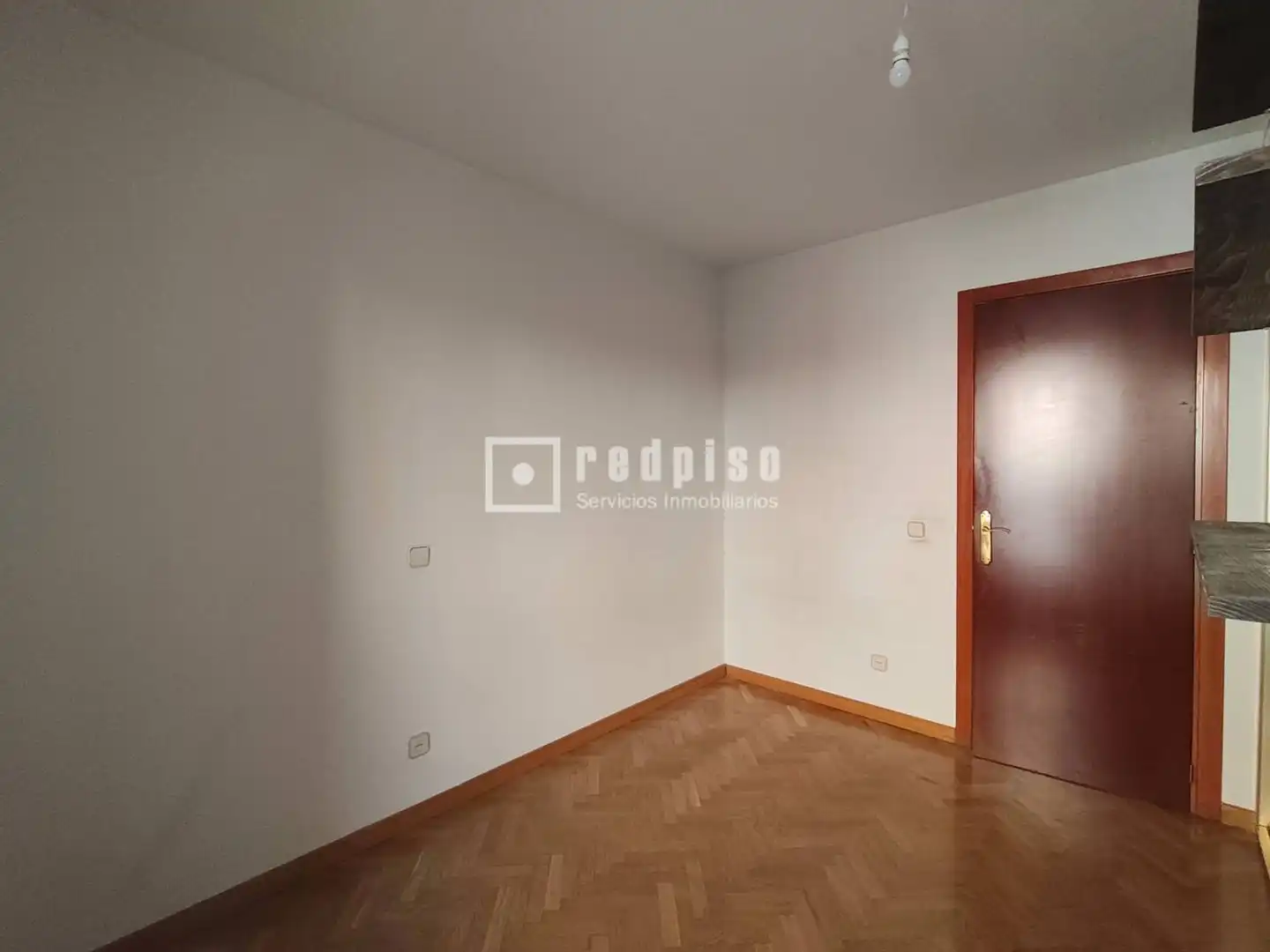 Habitación de Piso en venta en Madrid con Aire acondicionado, Calefacción y Jardín privado