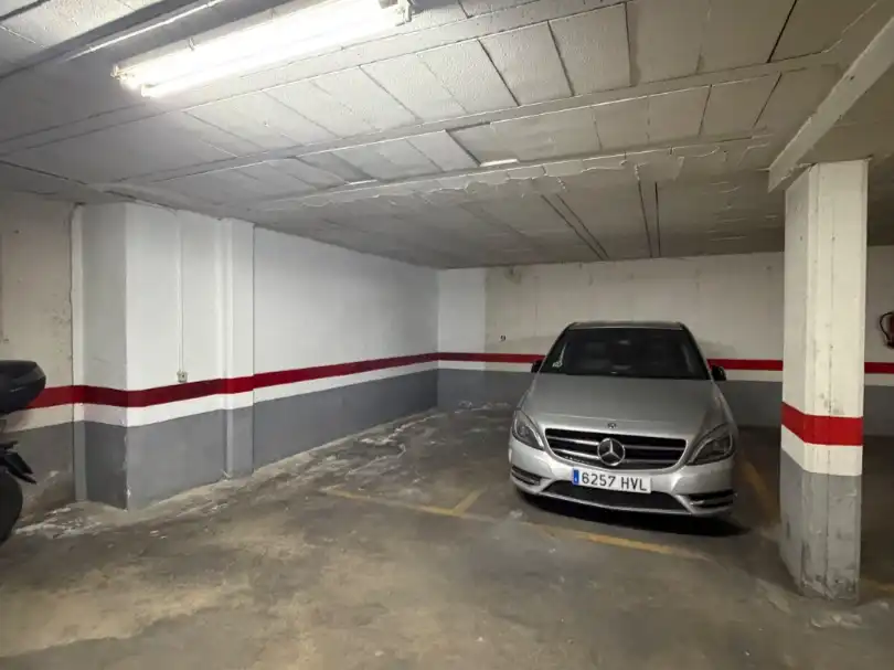 Aparcament de Garatge en venda en Sevilla