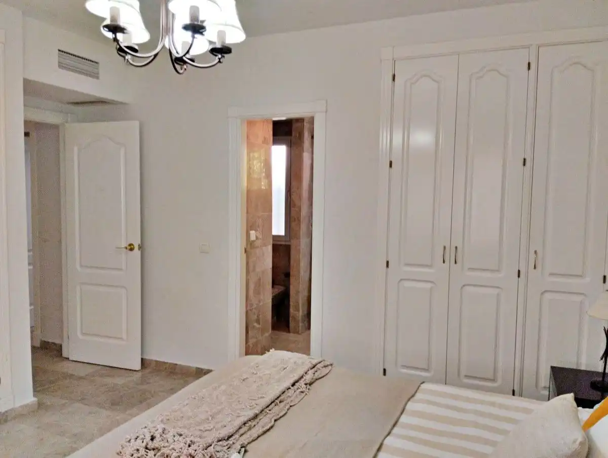 Appartement compact avec piscine à vendre à Nueva Andalucía, imagen 32