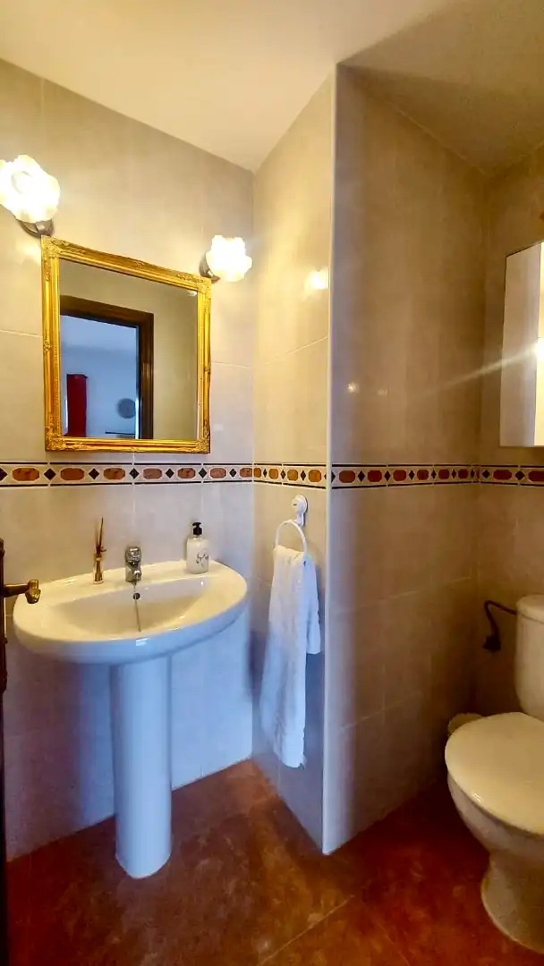 Bany de Casa adosada en venda en Teguise amb Jardí privat, Terrassa i Moblat