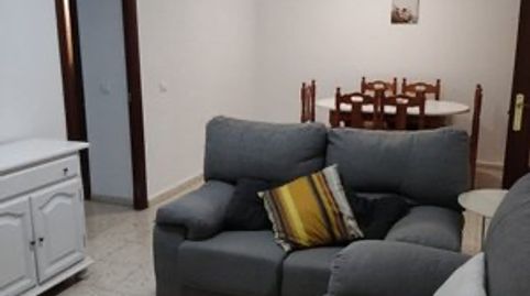 Foto 3 de Piso de alquiler en Calle Doctor Castilla del Pino, 3, Juzgados - La Feria, Ronda