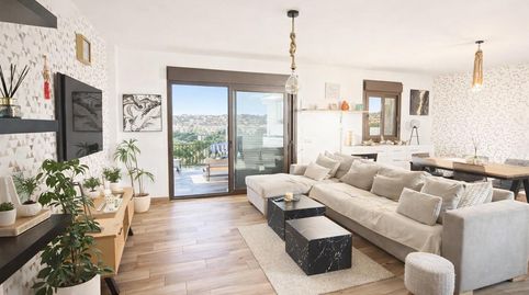Foto 3 de Casa adosada en venta en Calahonda, Mijas