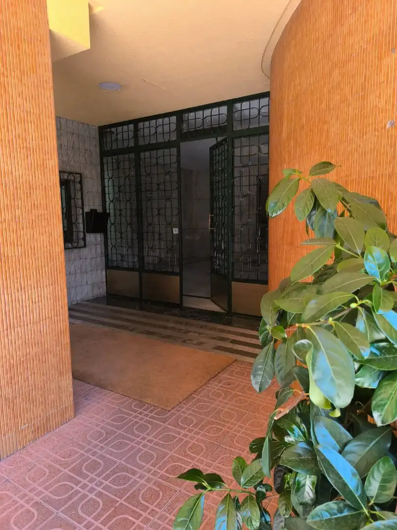 Wohnung zur Miete in Camino de Ronda, 212, Pajaritos
