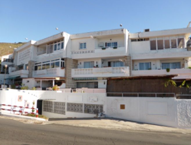 Vista exterior de Local en venta en El Rosario