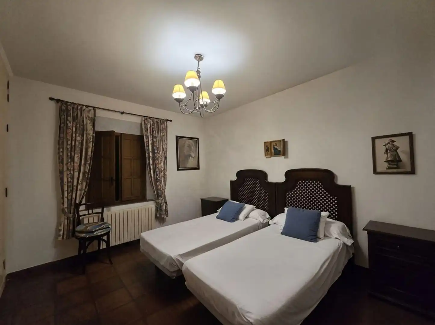 Habitación de Casa o chalet en venta en Plasencia con Aire acondicionado, Calefacción y Jardín privado