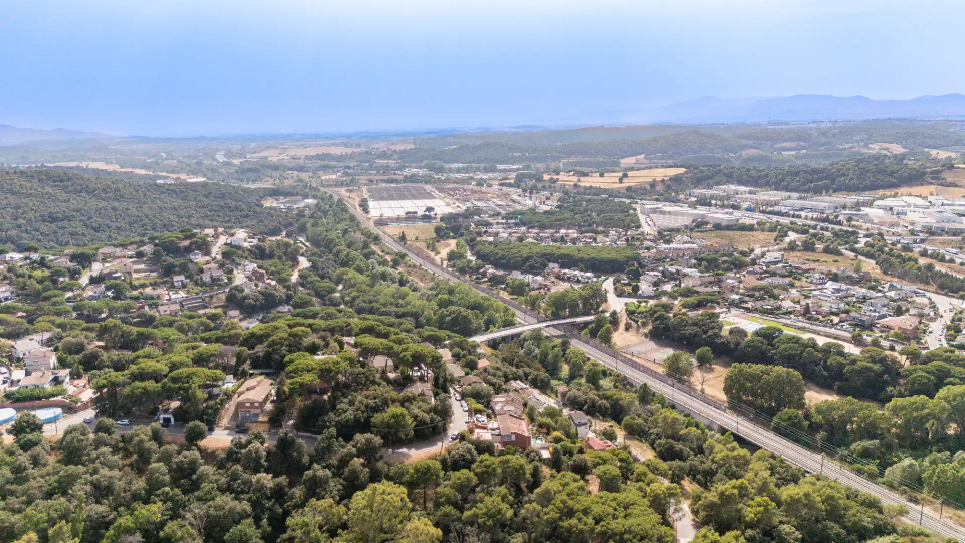 Vista exterior de Casa o chalet en venta en Llinars del Vallès con Aire acondicionado, Calefacción y Jardín privado