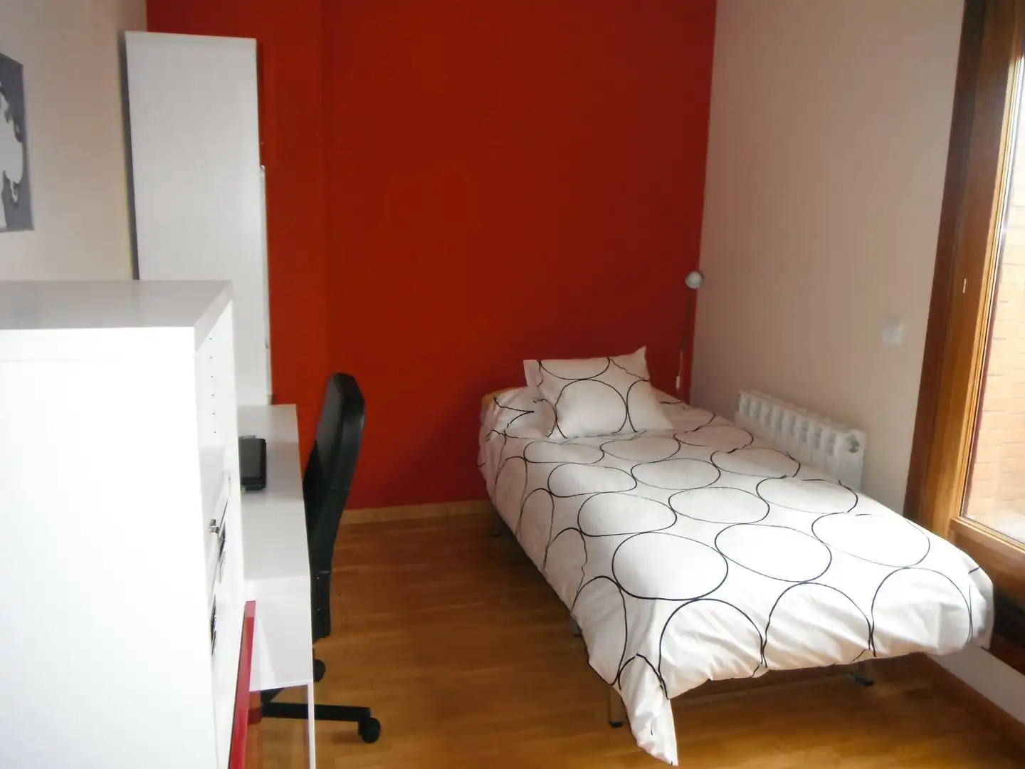 Habitación de Ático para compartir en Valladolid con Aire acondicionado, Calefacción y Jardín privado
