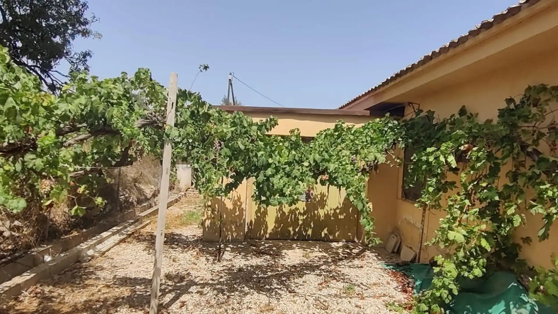 Finca rústica en venta en Benidorm con Jardín privado y Amueblado