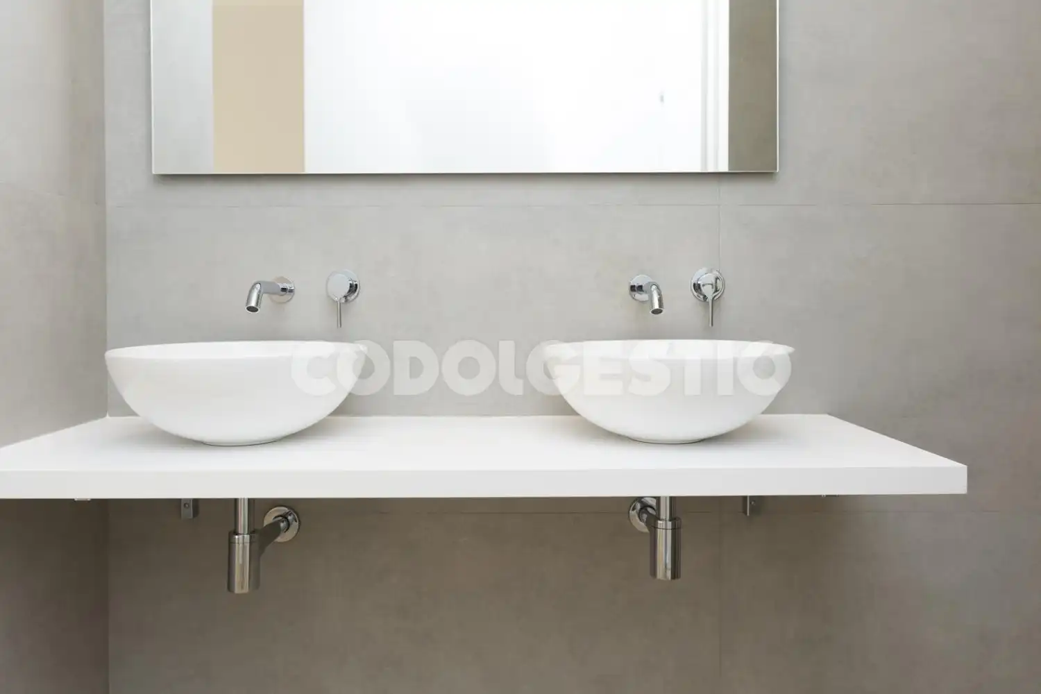 Baño de Piso de alquiler en Vic con Balcón