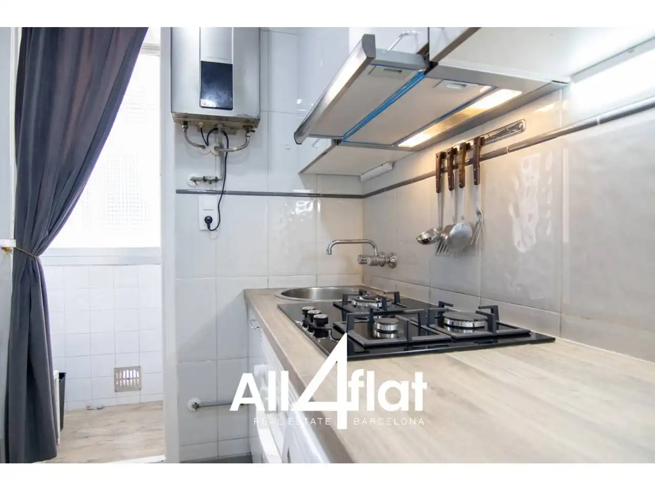 Kitchen of Flat for rent in Barcelona  with Furnished and Balcony