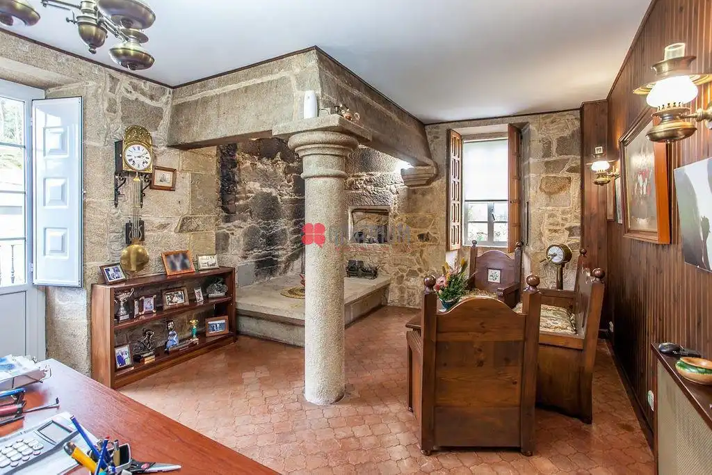 Casa o xalet en venda en Padrón amb Jardí privat