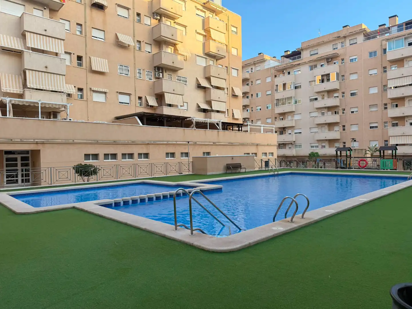 Piscina de Piso en venta en Elche ciudad