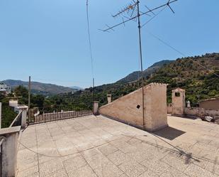 Vista exterior de Casa adosada en venda en Los Guajares amb Terrassa i Balcó