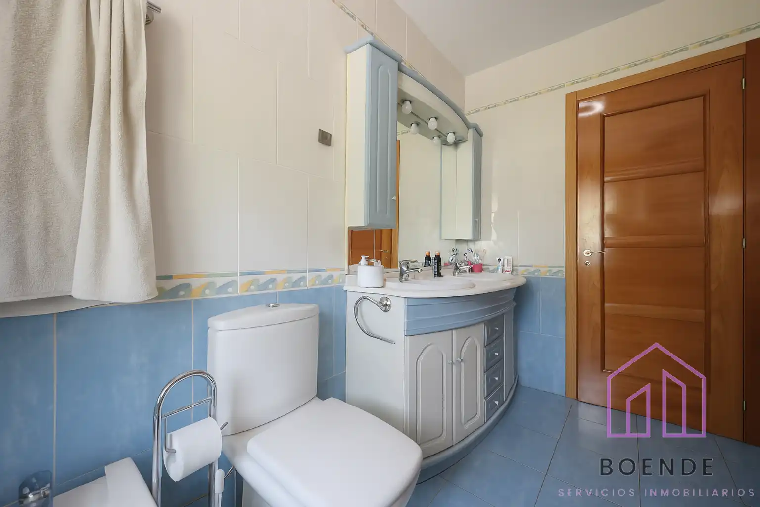 Bathroom of Houses for sale in Campo Real  with Air Conditioner, Heating and Private garden