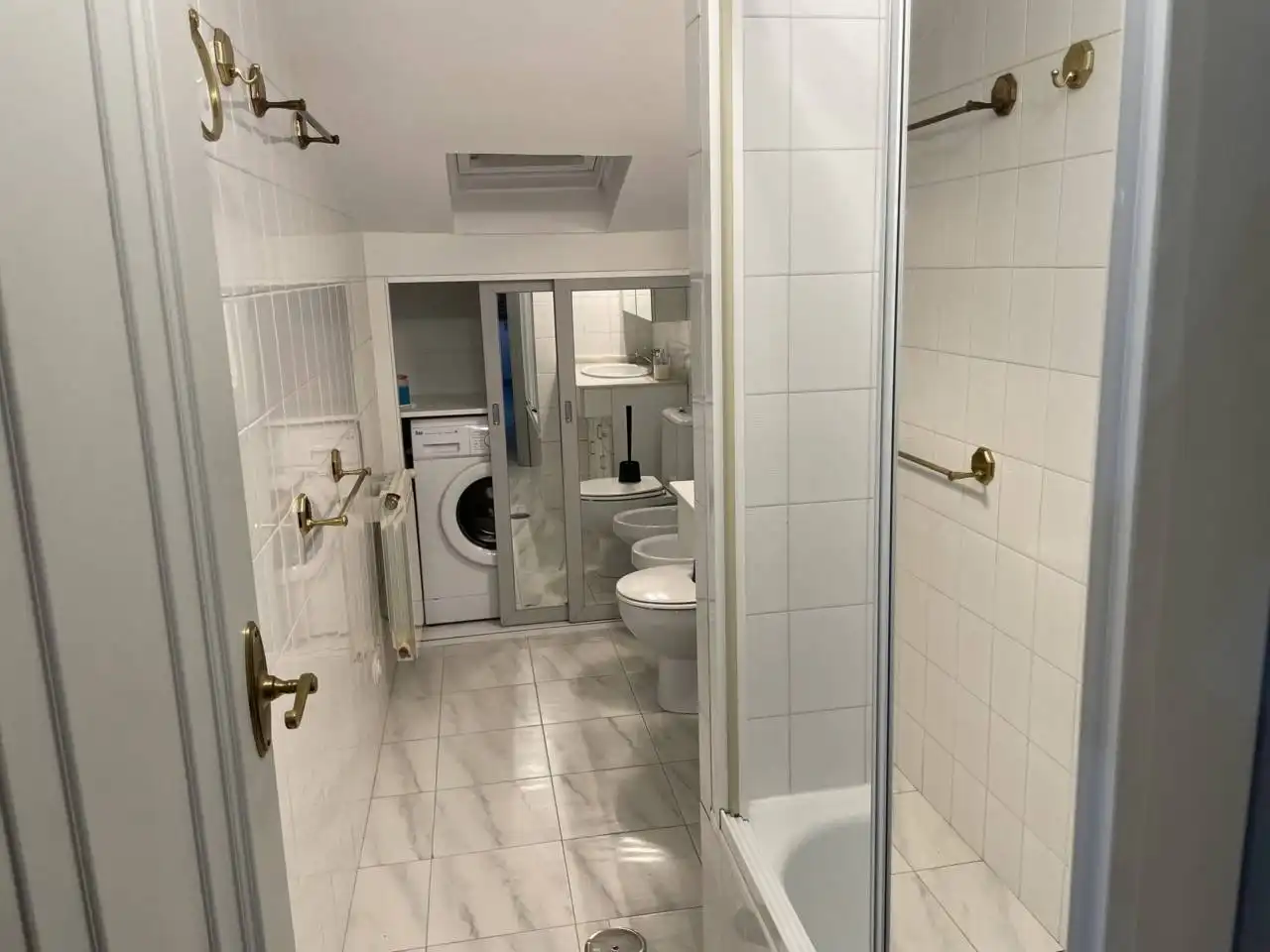 Bathroom of Flat for sale in Curtis, A Coruña