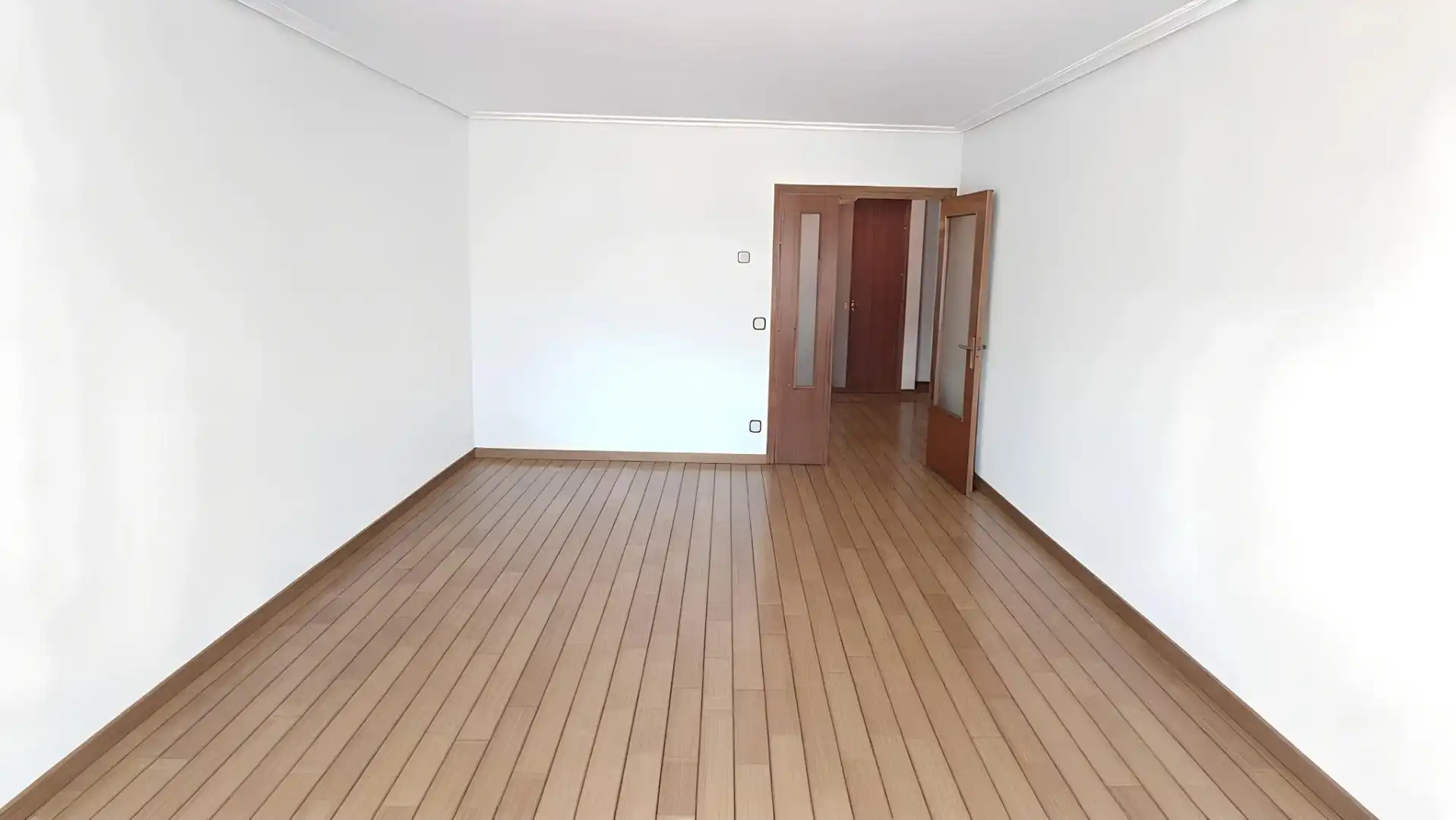 Sala d'estar de Pis en venda en Burgos amb Calefacció i Traster