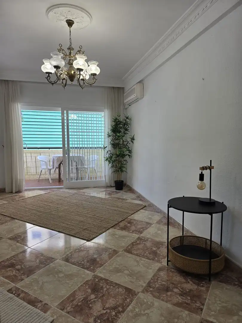 Sala d'estar de Apartament en venda en Fuengirola amb Terrassa i Moblat
