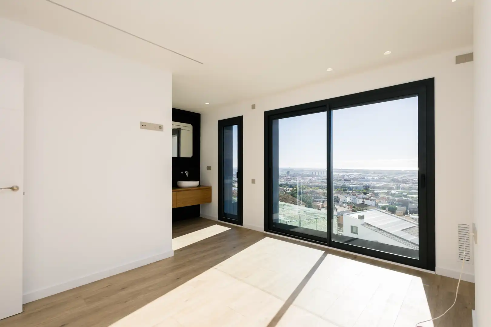 Neubau-Villa mit Terrasse zum Verkauf in Torrent Ballester, imagen 17