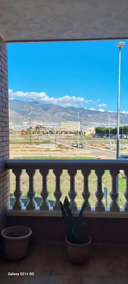Vista exterior de Casa adosada en venda en El Ejido amb Balcó