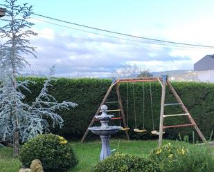 Jardí de Casa o xalet en venda en Ourense Capital  amb Aire condicionat, Calefacció i Jardí privat