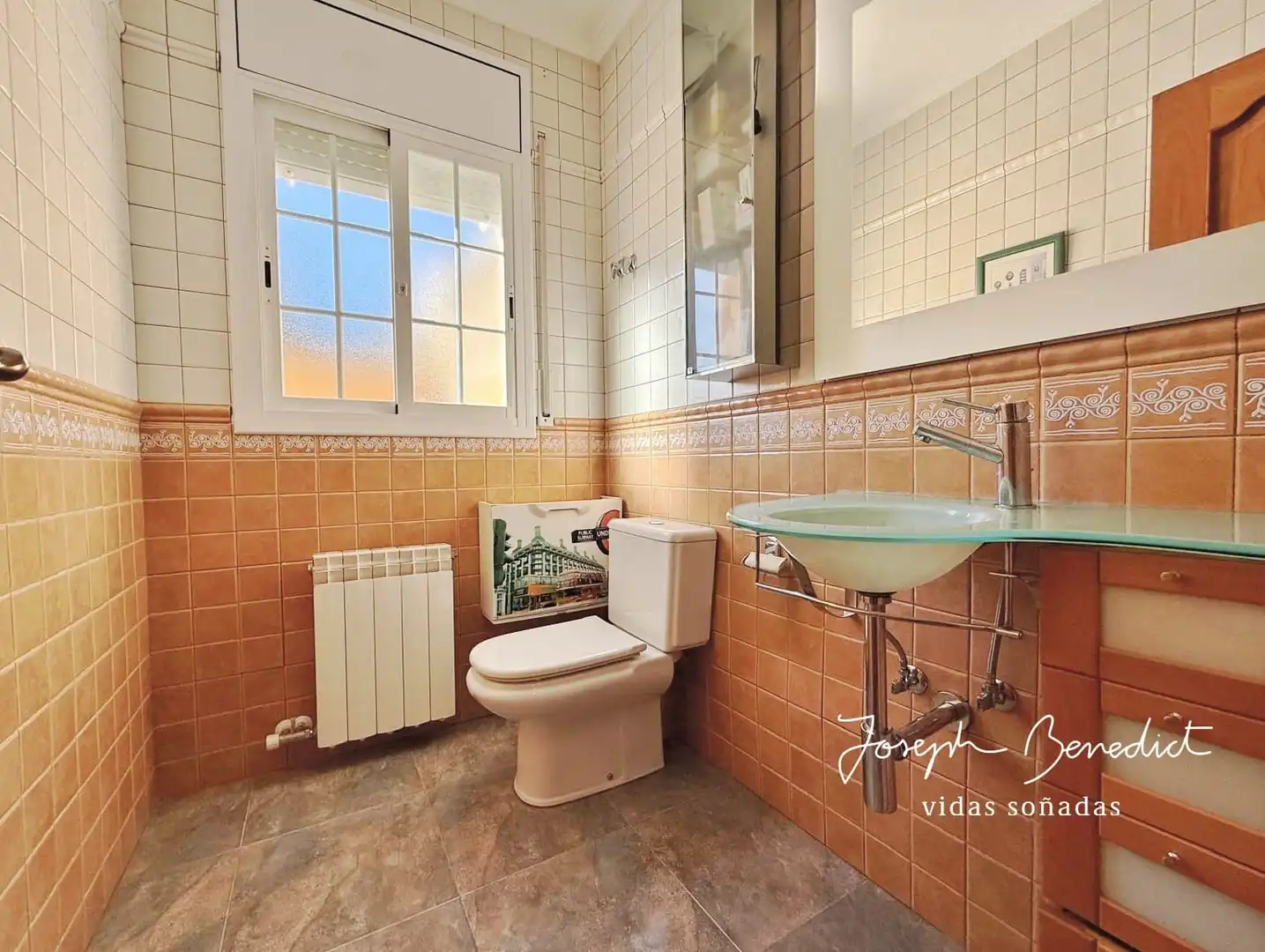 Bathroom of Houses for sale in Begues  with Air Conditioner, Heating and Private garden