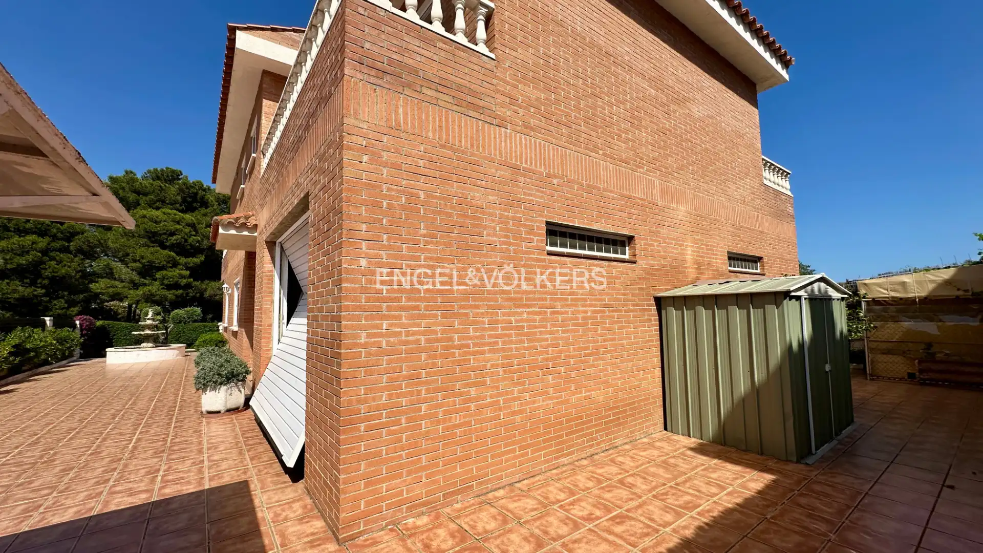 Vista exterior de Casa o xalet en venda en Almoster amb Aire condicionat, Calefacció i Jardí privat