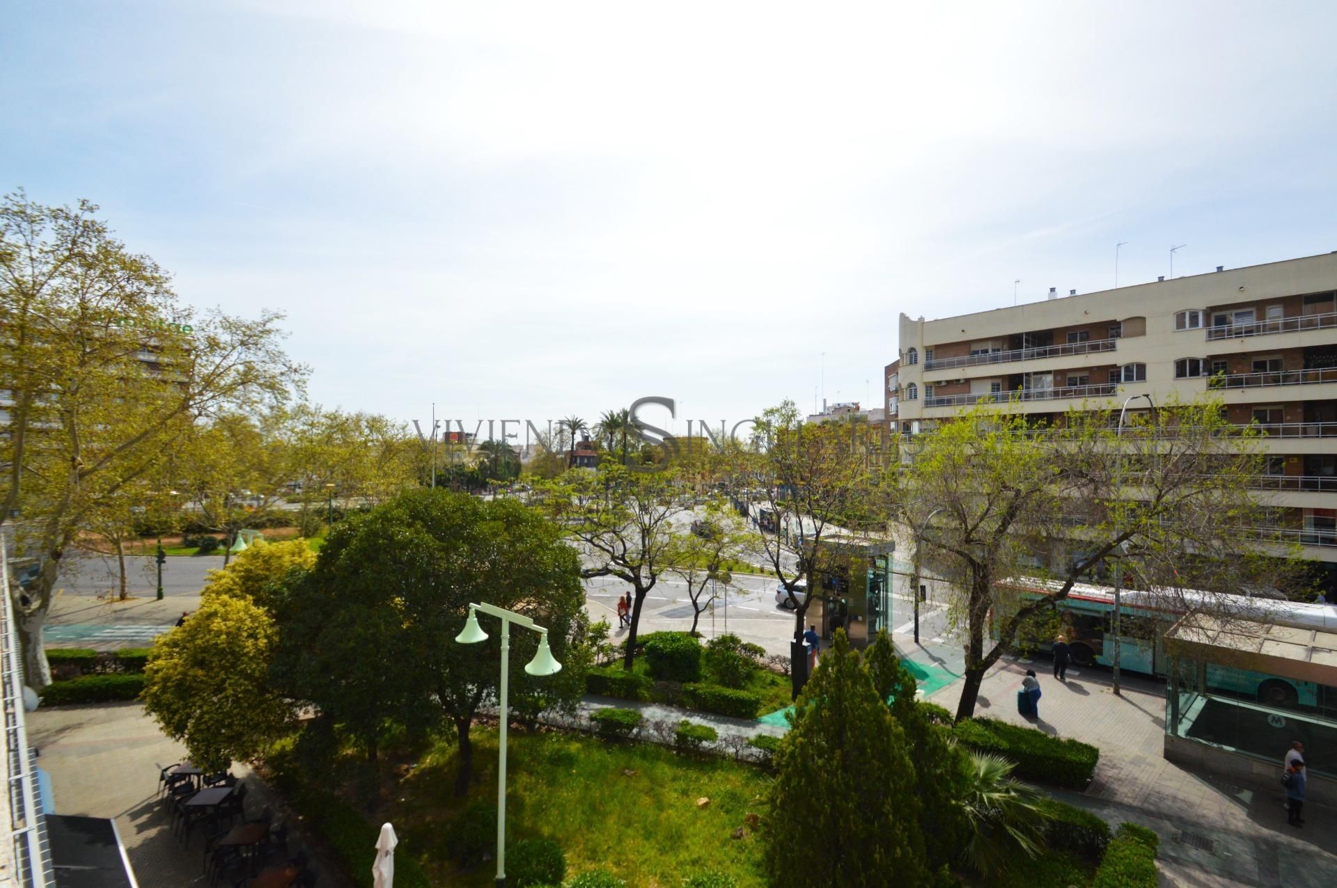 Oficina de lloguer a Barrio del Nervión, Nervión