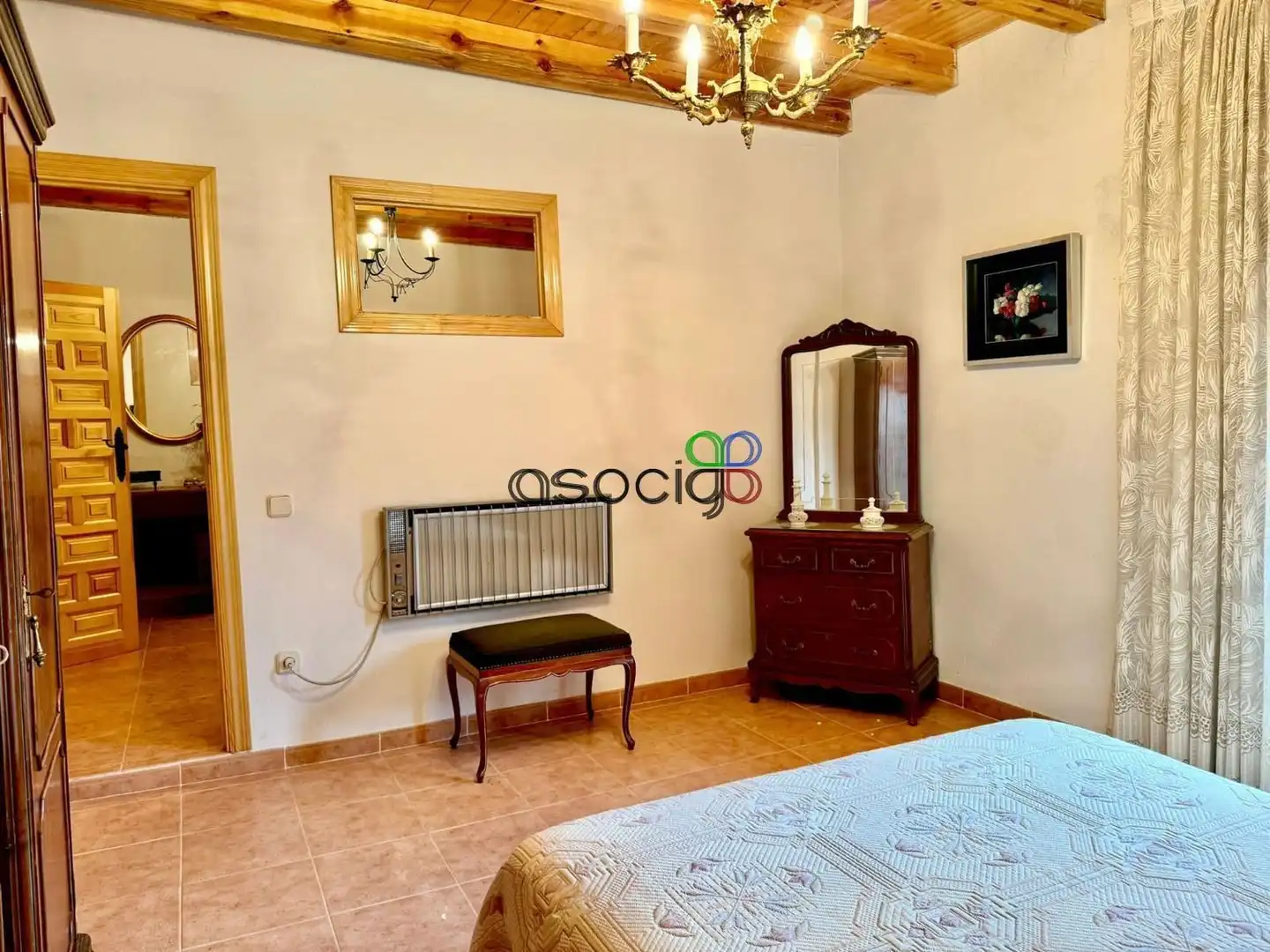 Habitación de Casa o chalet en venta en Tamajón con Calefacción, Terraza y Trastero