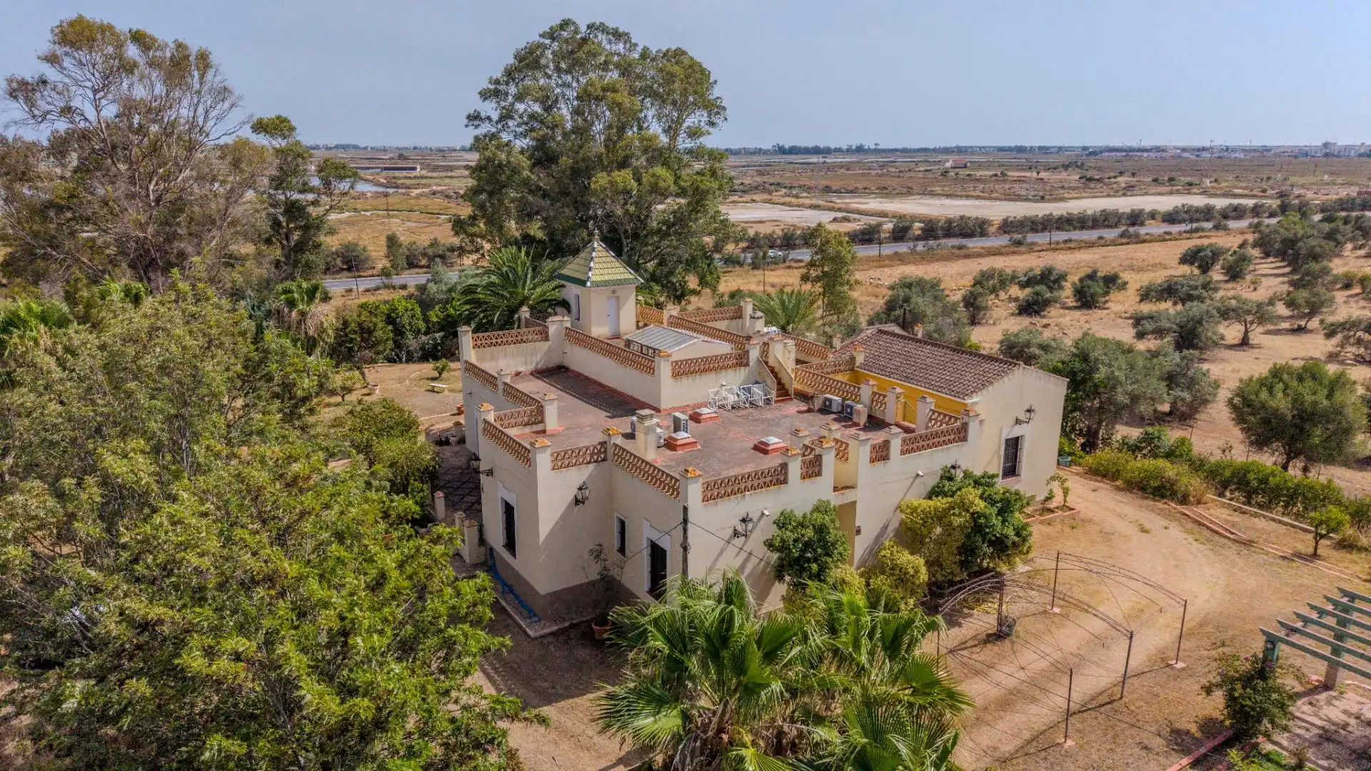 Außenansicht von Country house zum Verkauf in Ayamonte mit Klimaanlage, Heizung und Privatgarten