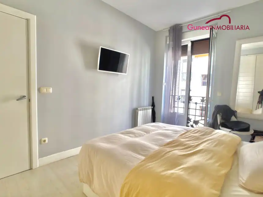 Schlafzimmer von Wohnung zum Verkauf in Donostia - San Sebastián 