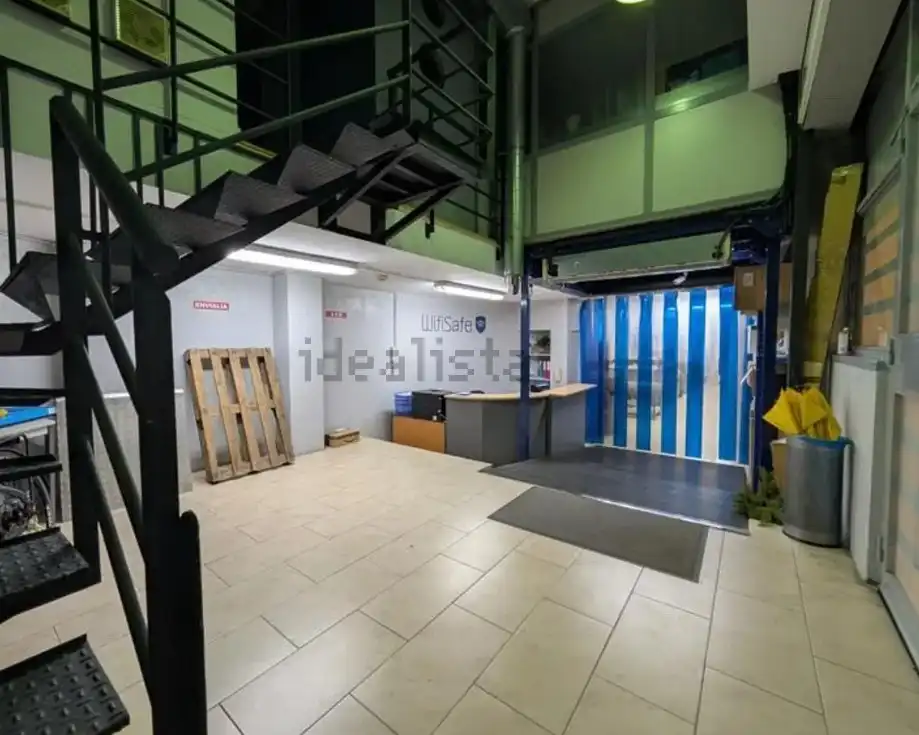 Büro zum Verkauf in Barcelona mit Klimaanlage und Heizung