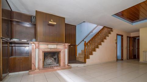 Foto 4 de Casa adosada en venda a Manuel Malagrida, Olot, Girona