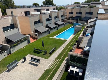 Reihenhaus mit Balkon zum Verkauf in Carrer de la Gardènia 13