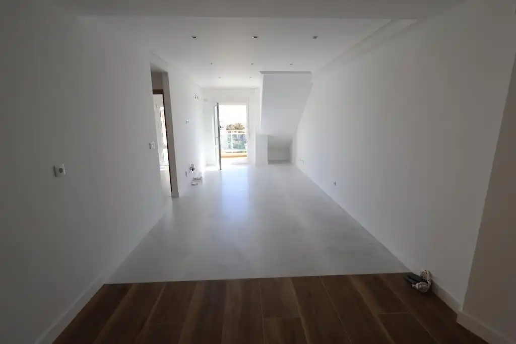 Dachboden zum Verkauf in Orihuela mit Terrasse und Abstellraum