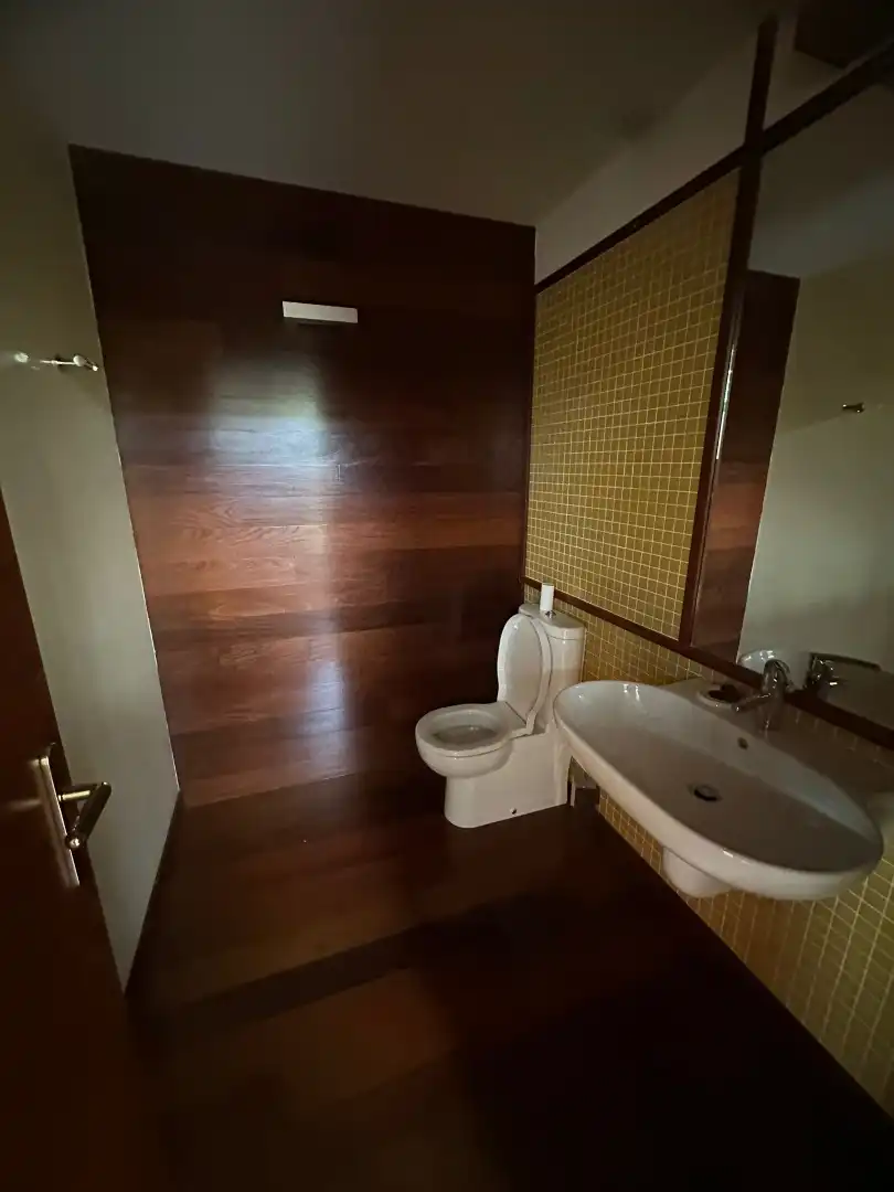 Baño de Casa o chalet en venta en Llanera con Calefacción, Jardín privado y Terraza