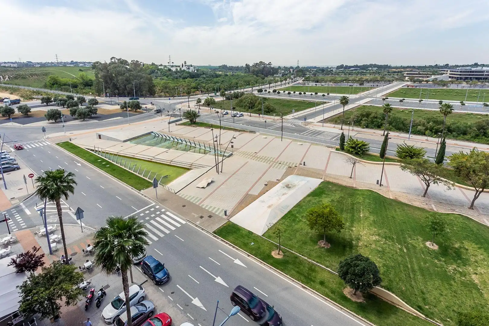 Exterior view of Commercial properties for sale in Dos Hermanas