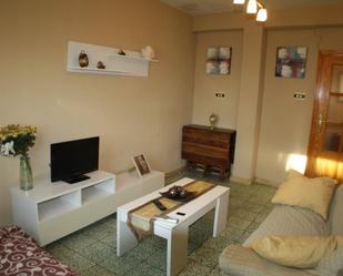 Living room of Flat to rent in Plasencia  with Air Conditioner and Terrace