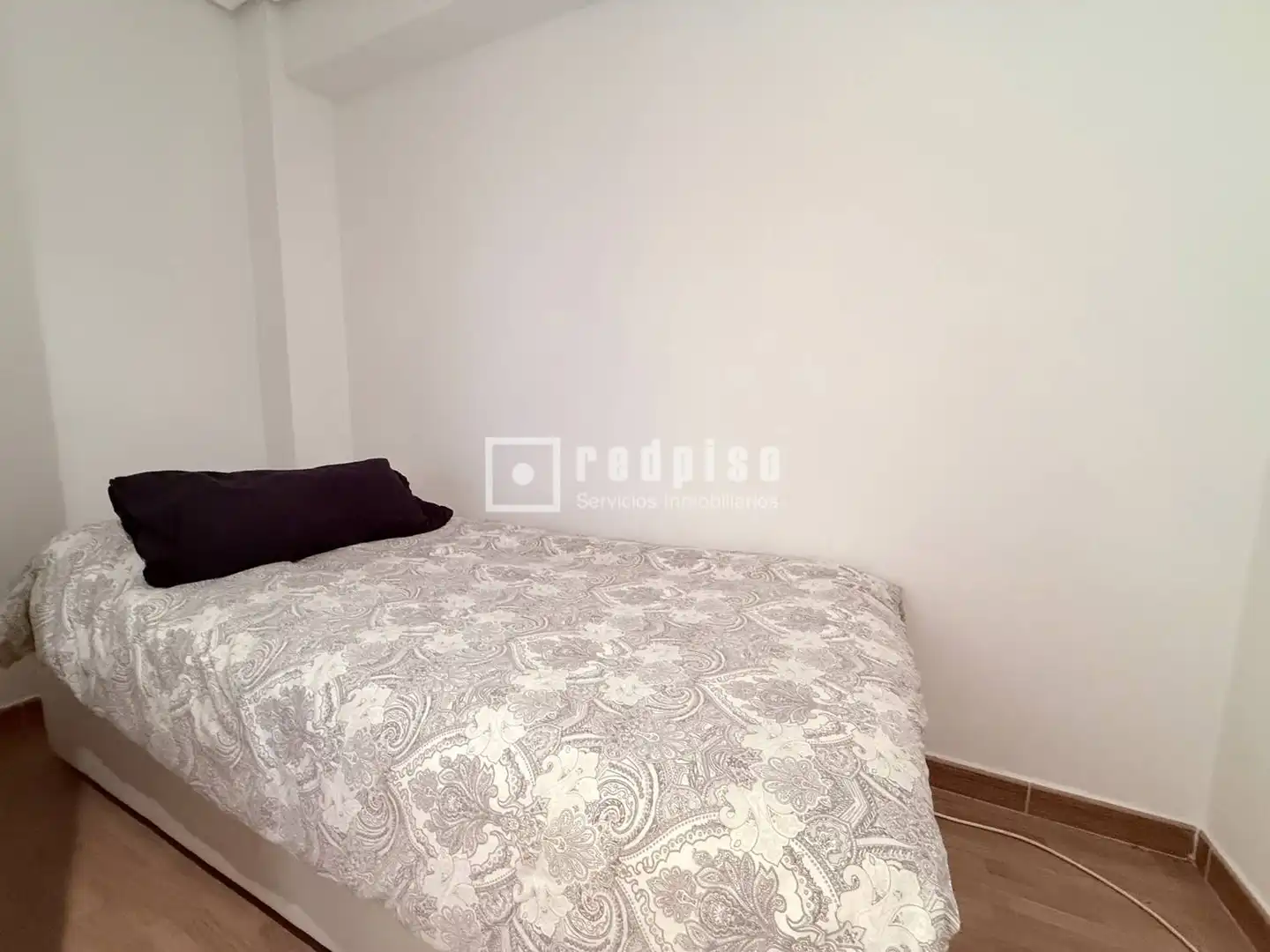 Bedroom of Flat for sale in Valencia  with Air Conditioner and Terrace