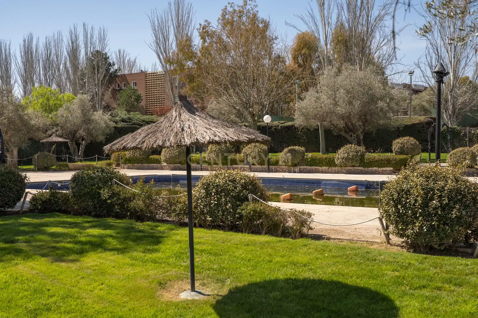 Swimming pool of Apartments for rent in Pozuelo de Alarcón  with Oven, Washing machine and Microwave