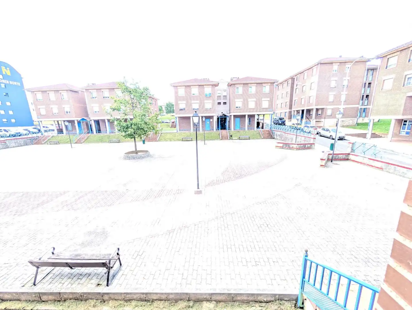 Vista exterior de Pis en venda en Oviedo  amb Calefacció i Terrassa