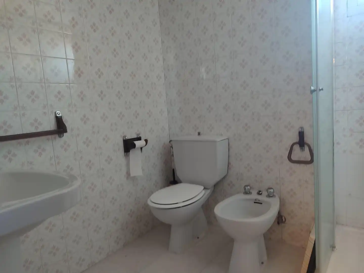 Bathroom of Flat for sale in Oviedo   with Heating