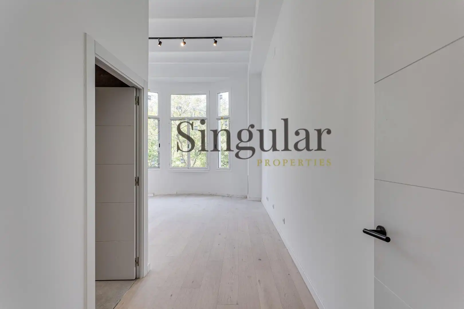 Habitación de Ático en venta en Barcelona con Aire acondicionado, Calefacción y Terraza