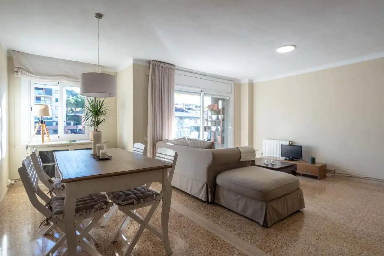 Sala d'estar de Pis de lloguer en Granollers amb Terrassa i Balcó