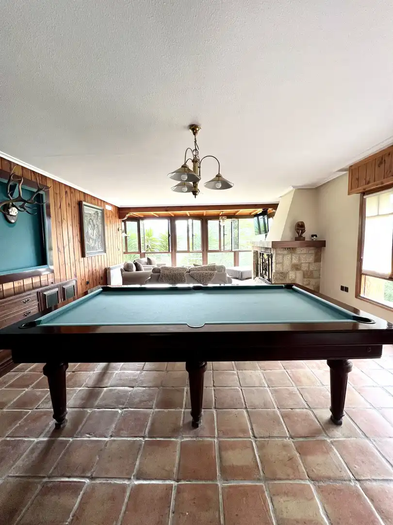 Sala de estar de Casa o chalet en venta en Piloña con Calefacción y Jardín privado